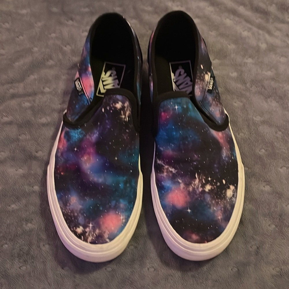 Vans Galaxy slip one